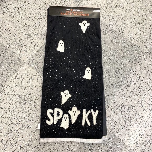 Halloween Spooky Ghost Beaded Black White Jack O Lantern Table Runner 16" x 72" - Picture 3 of 10